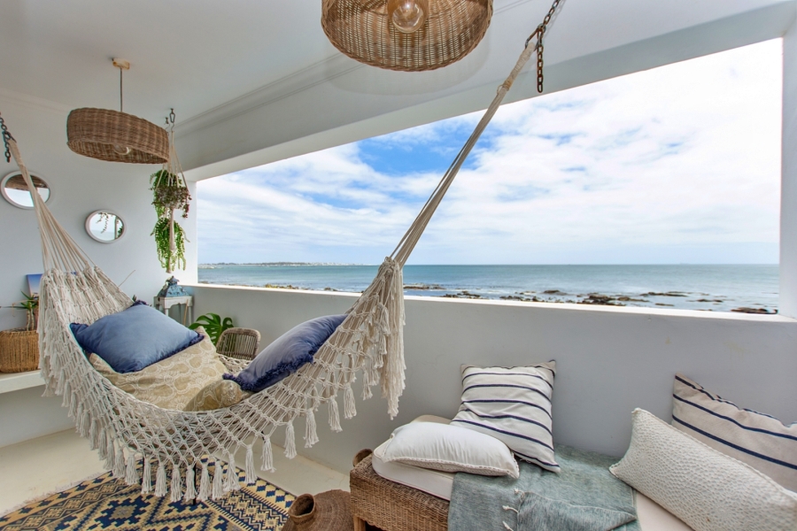 4 Bedroom Property for Sale in Sandy Point Western Cape